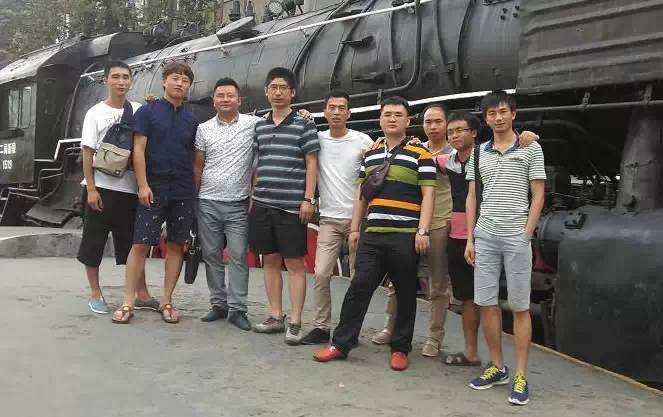 卢松松_卢松松博客收入